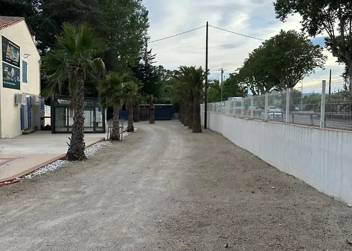 Gasthof Le Refuge Du Littoral N2 Grimaud